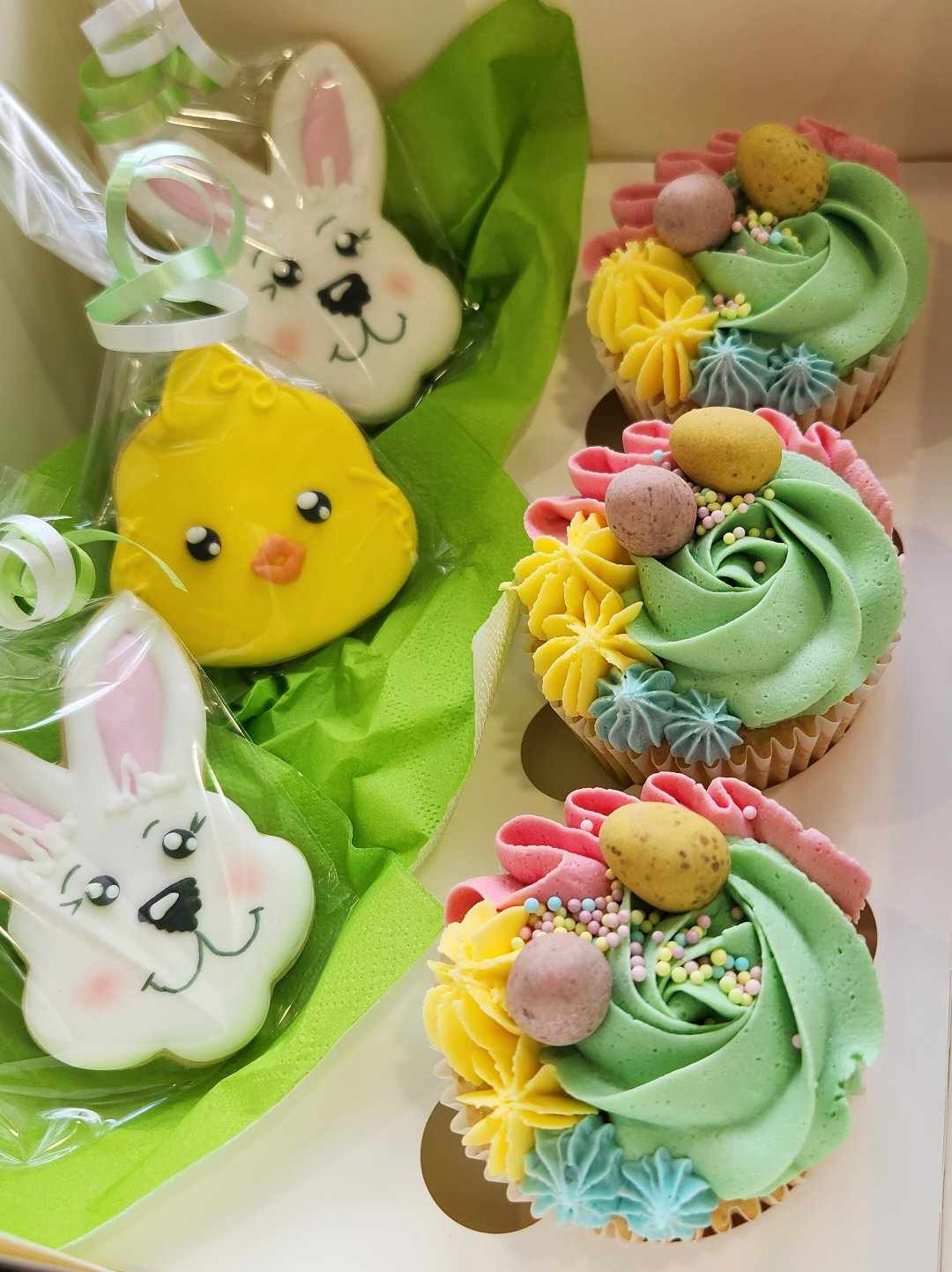 Cupcake Easter Cookie Box